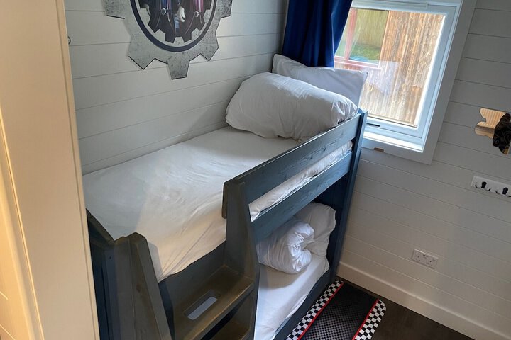 Room 49 of 135