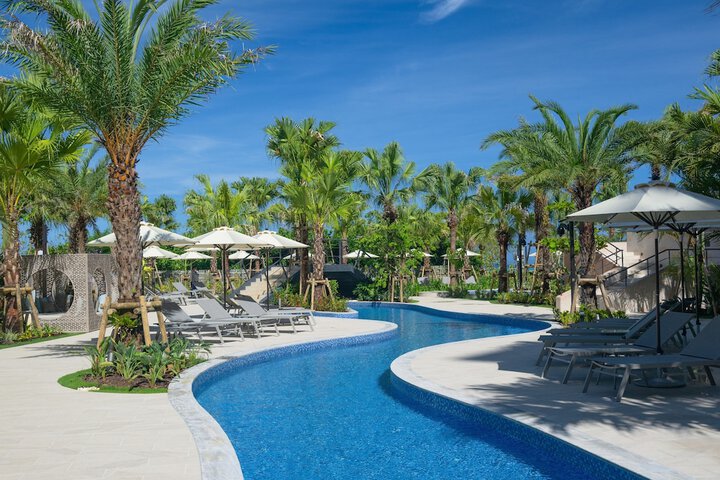 Pool 104 of 147