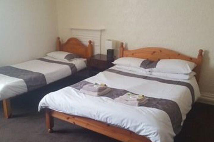 Room 10 of 15