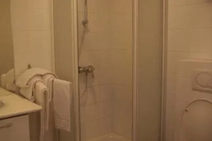 General 8 of 15
