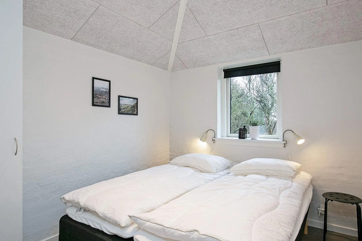 Room 4 of 21
