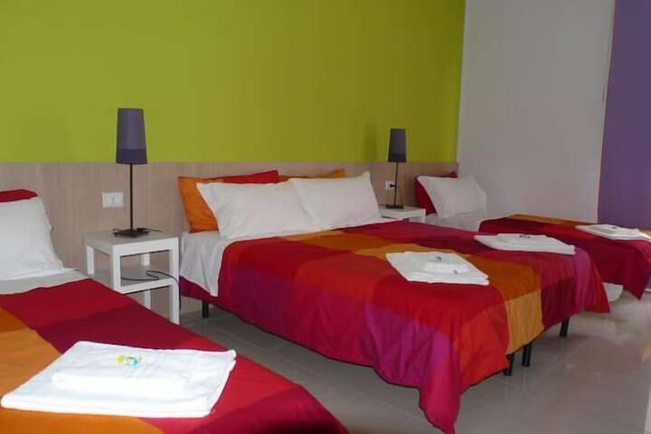 Room 18 of 34