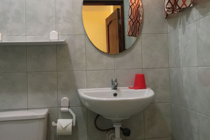 Room 54 of 75
