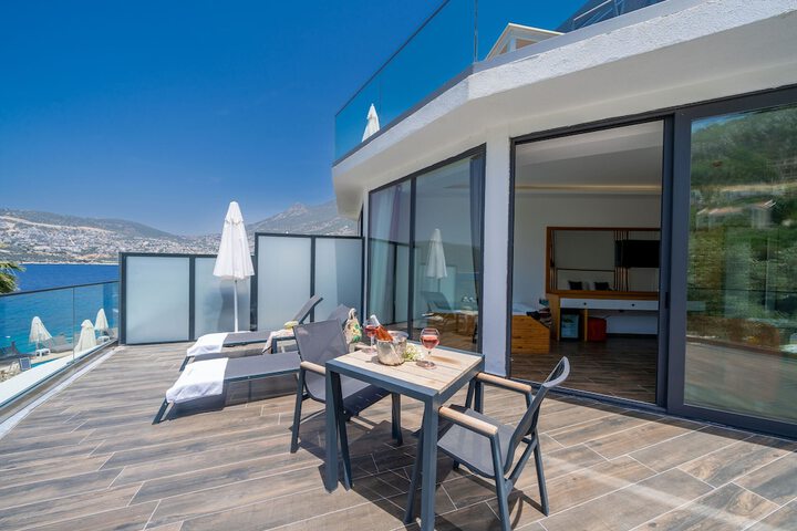 Terrace/Patio 30 of 104