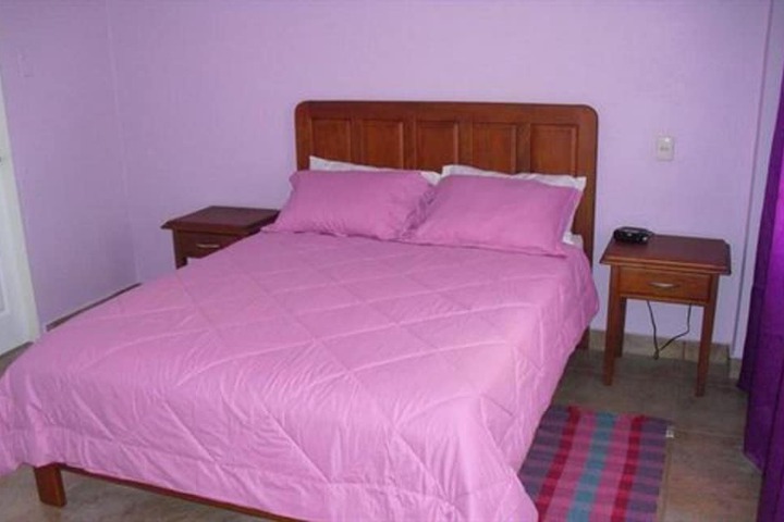 Room 2 of 27