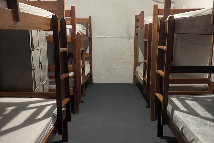 Room 15 of 22