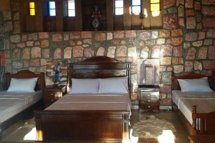 Room 3 of 19