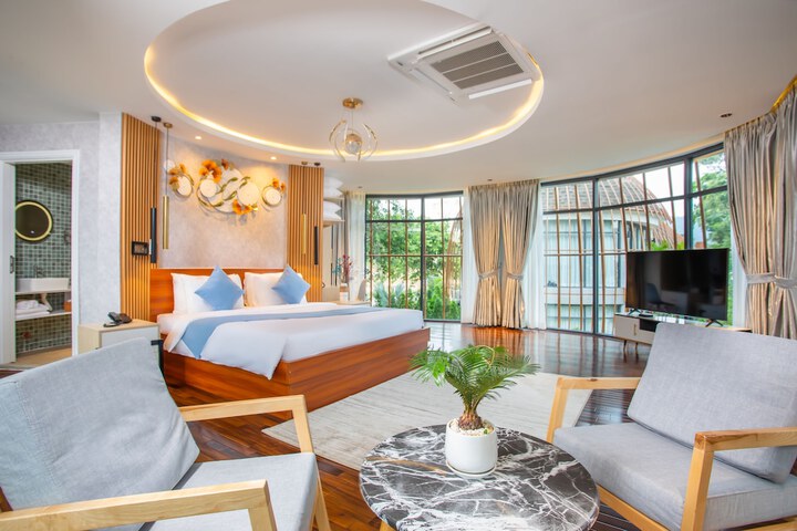 Room 2 of 47