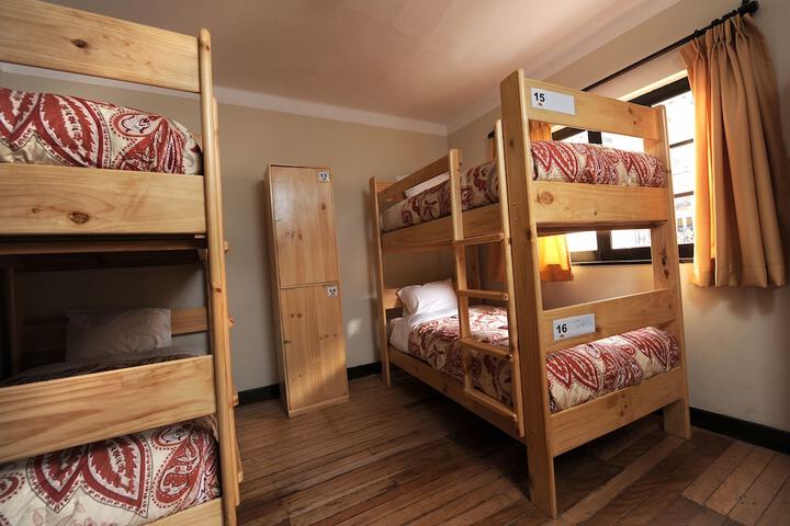 Room 5 of 34