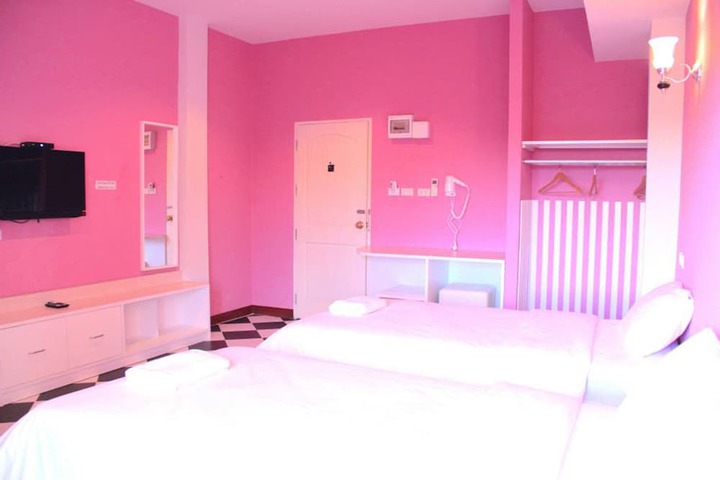 Room 19 of 53