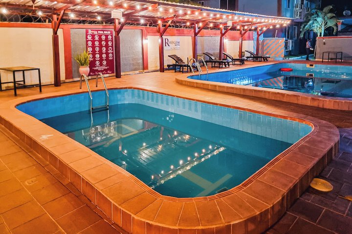 Pool 31 of 55