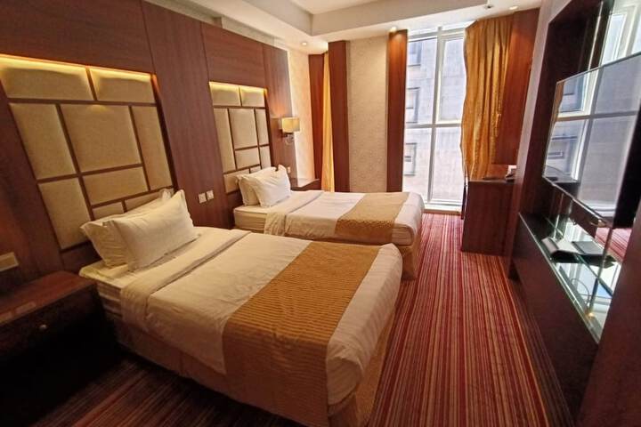 Room 21 of 61
