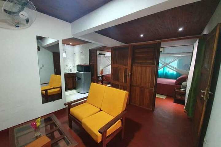 Room 16 of 34