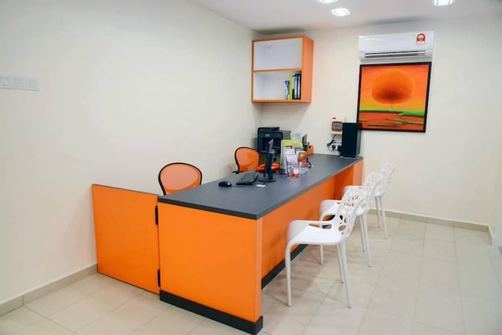 Concierge desk