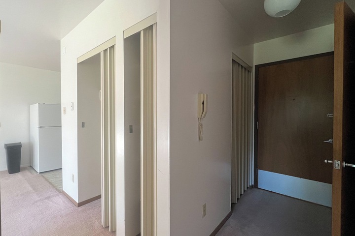Room 6 of 36