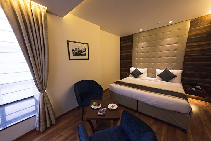 Room 14 of 49