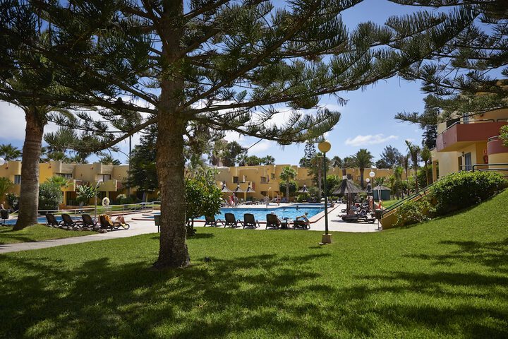 Hotel with Pool