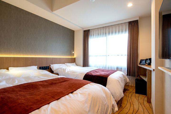Room 8 of 41