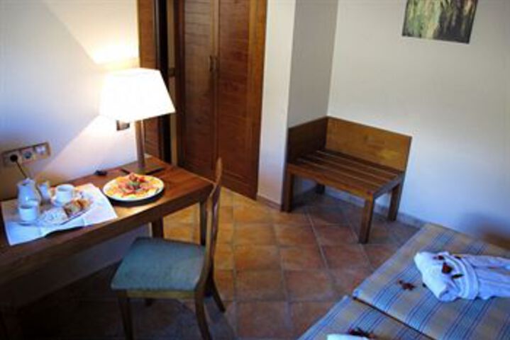 Room 33 of 58