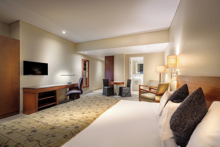 Room 11 of 65