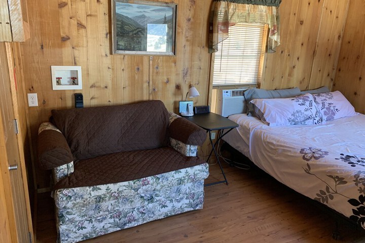 Room 21 of 53