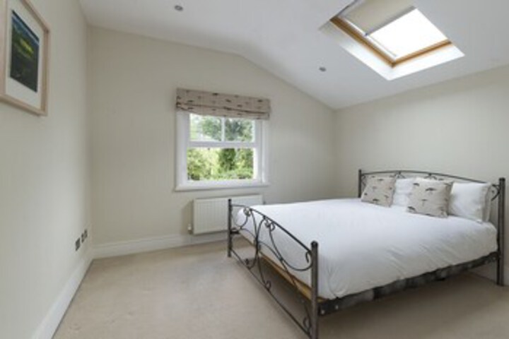 Room 13 of 21