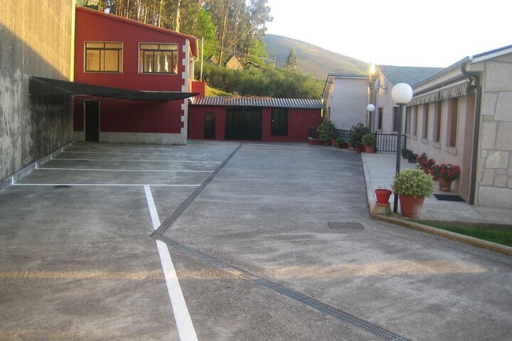Property Grounds 42 of 52