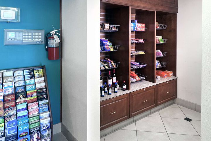 Snack bar