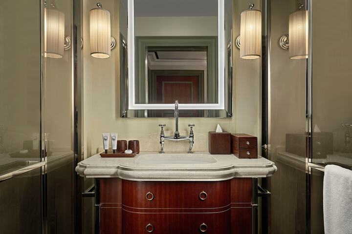 Clean Restrooms