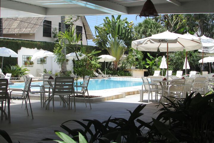 Pool 50 of 57