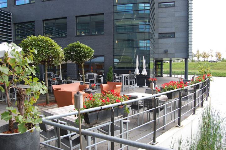 Terrace/Patio 42 of 43