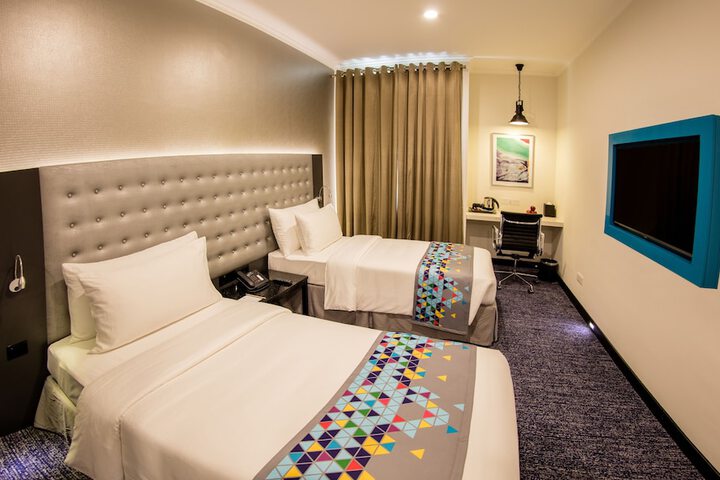 Room 16 of 106