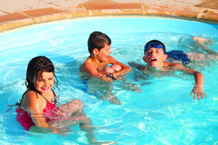 Pool Hotel