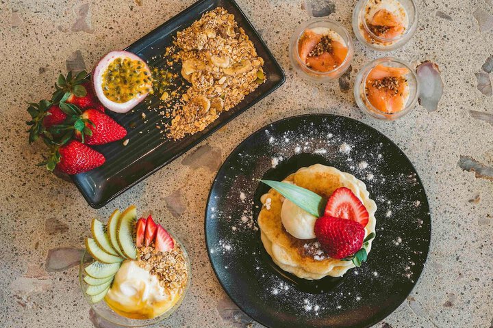 Breakfast/Coffee Service 92 of 147