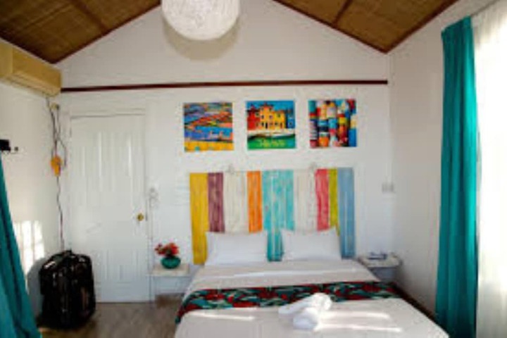 Room 16 of 74