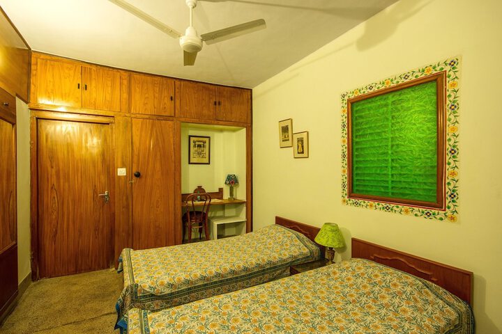 Room 9 of 47