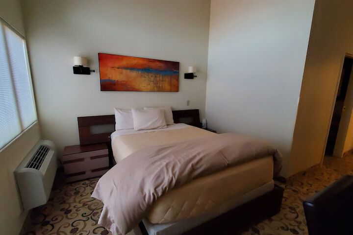 Room 29 of 206