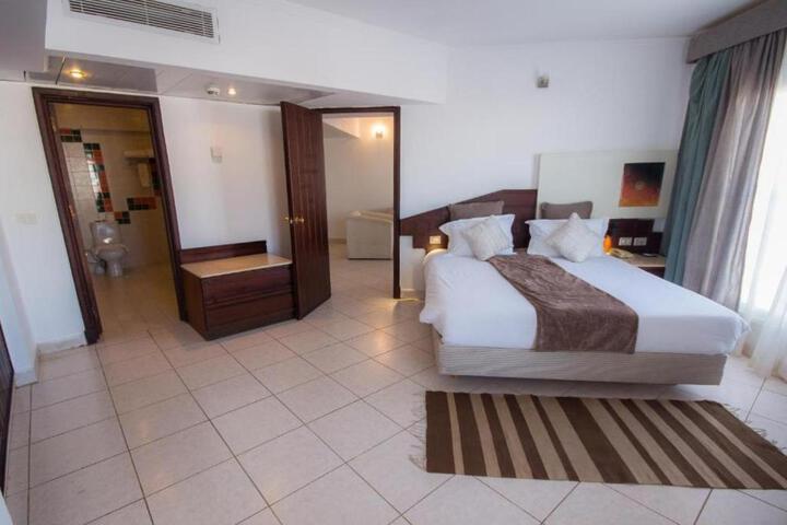 Standard Suite