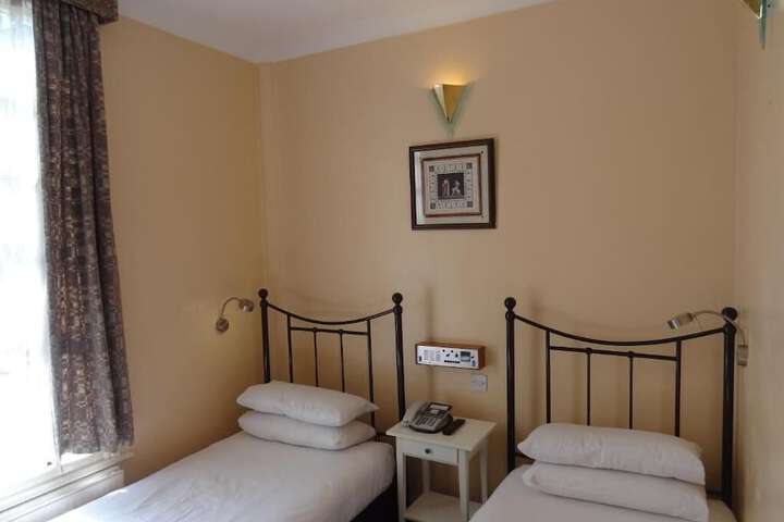 Room 36 of 113