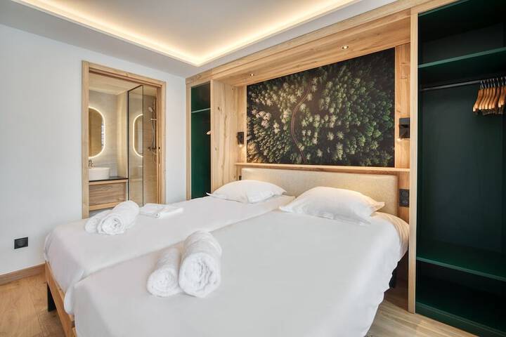 Room 6 of 21