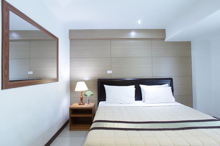 Room 21 of 90