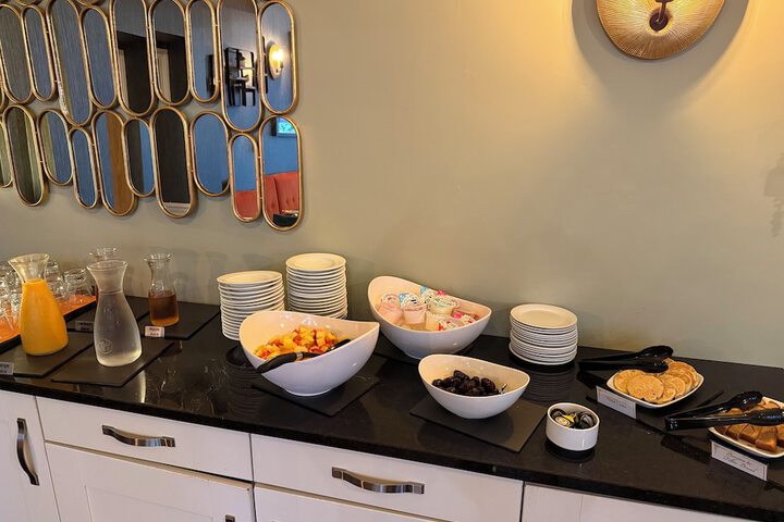 Dining 115 of 146