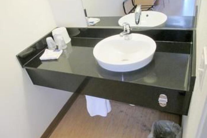 Room 2 of 11
