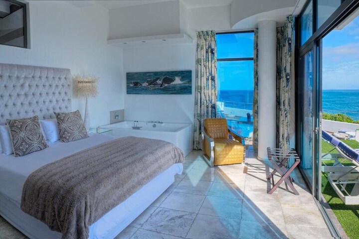 Room 21 of 63