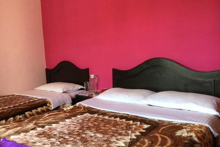 Room 35 of 59