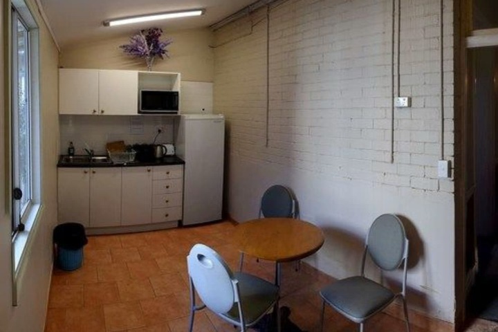 Room 30 of 98
