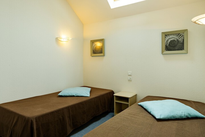 Room 6 of 26