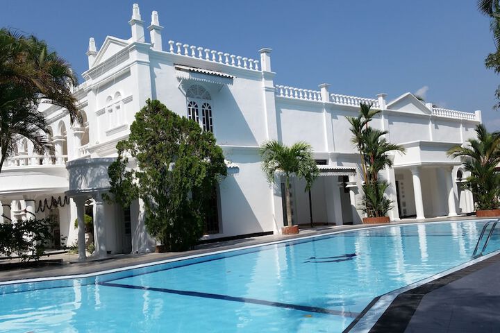 Hotel Bougainvilla