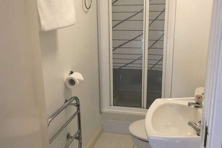 Room 15 of 23