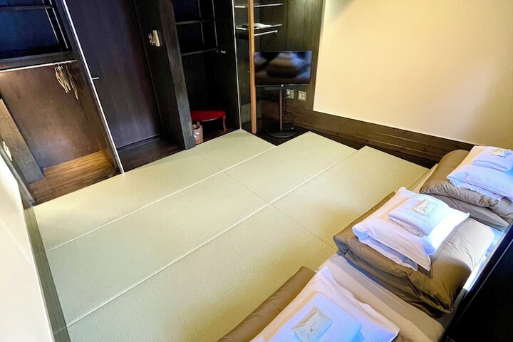 Room 14 of 67